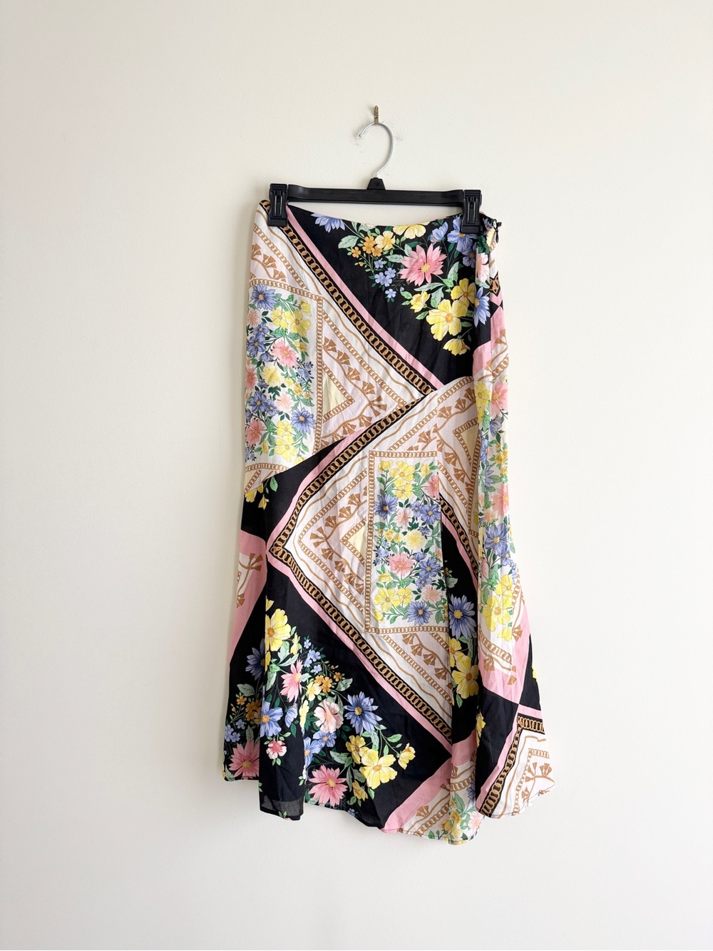 Miss Selfridge Floral Skirt Black Multi Size 6 NWT Flaws career - Picture 5 of 8